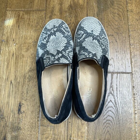 VIONIC Splendid Midi Black Snake Print Slip On Sneakers Womens Size 7.5 - Picture 5 of 6